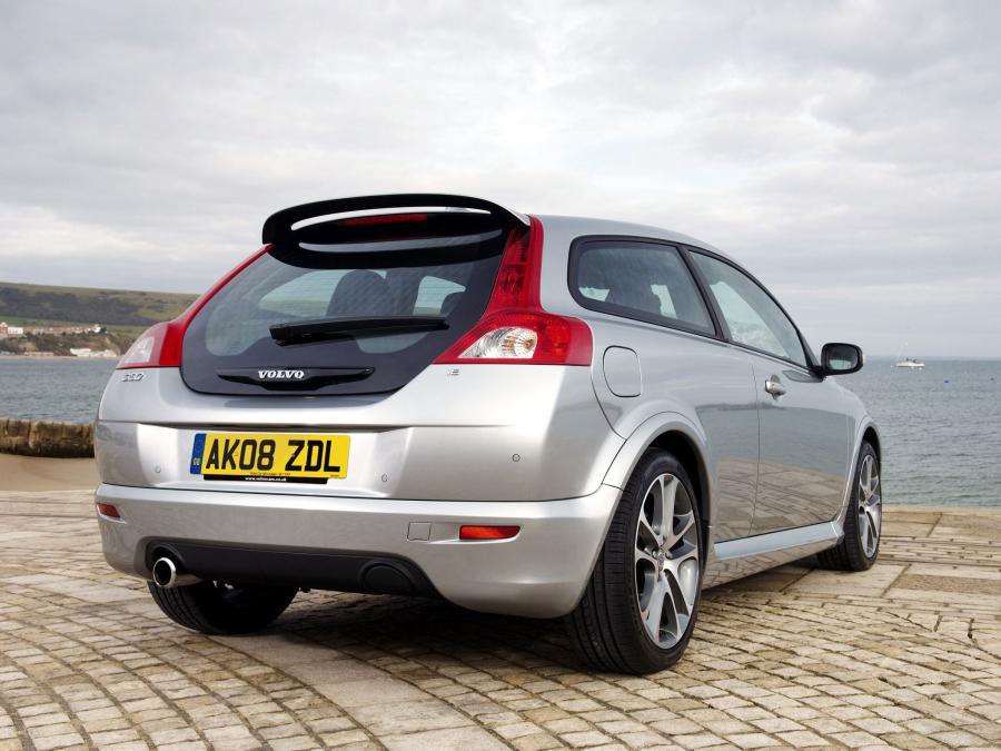  Volvo C30 R-Design 2008 года  (UK) (фото 21 из 21)